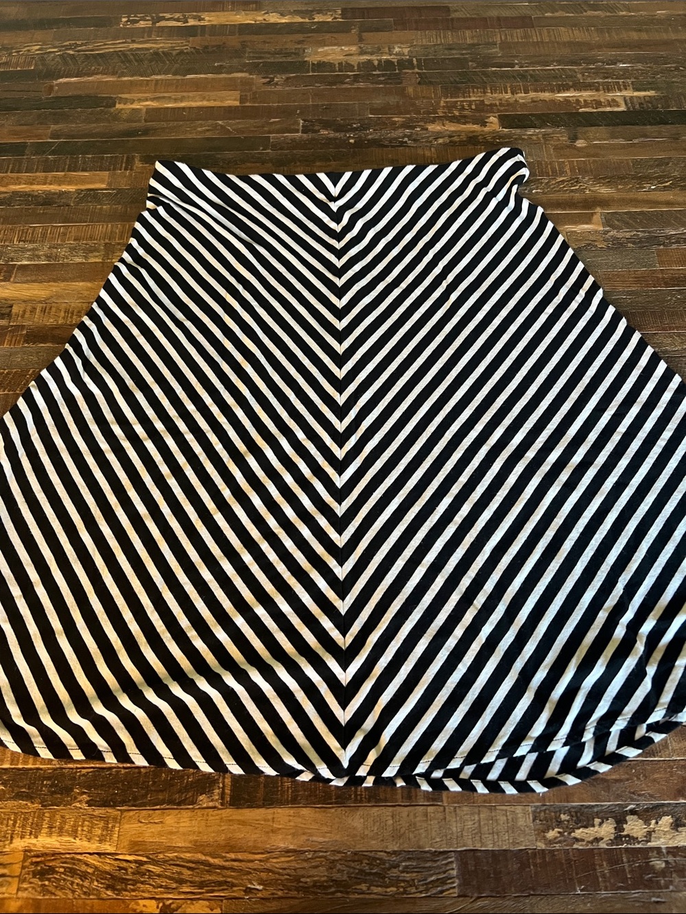 Ann Taylor Black & White Chevron A-Line Skirt